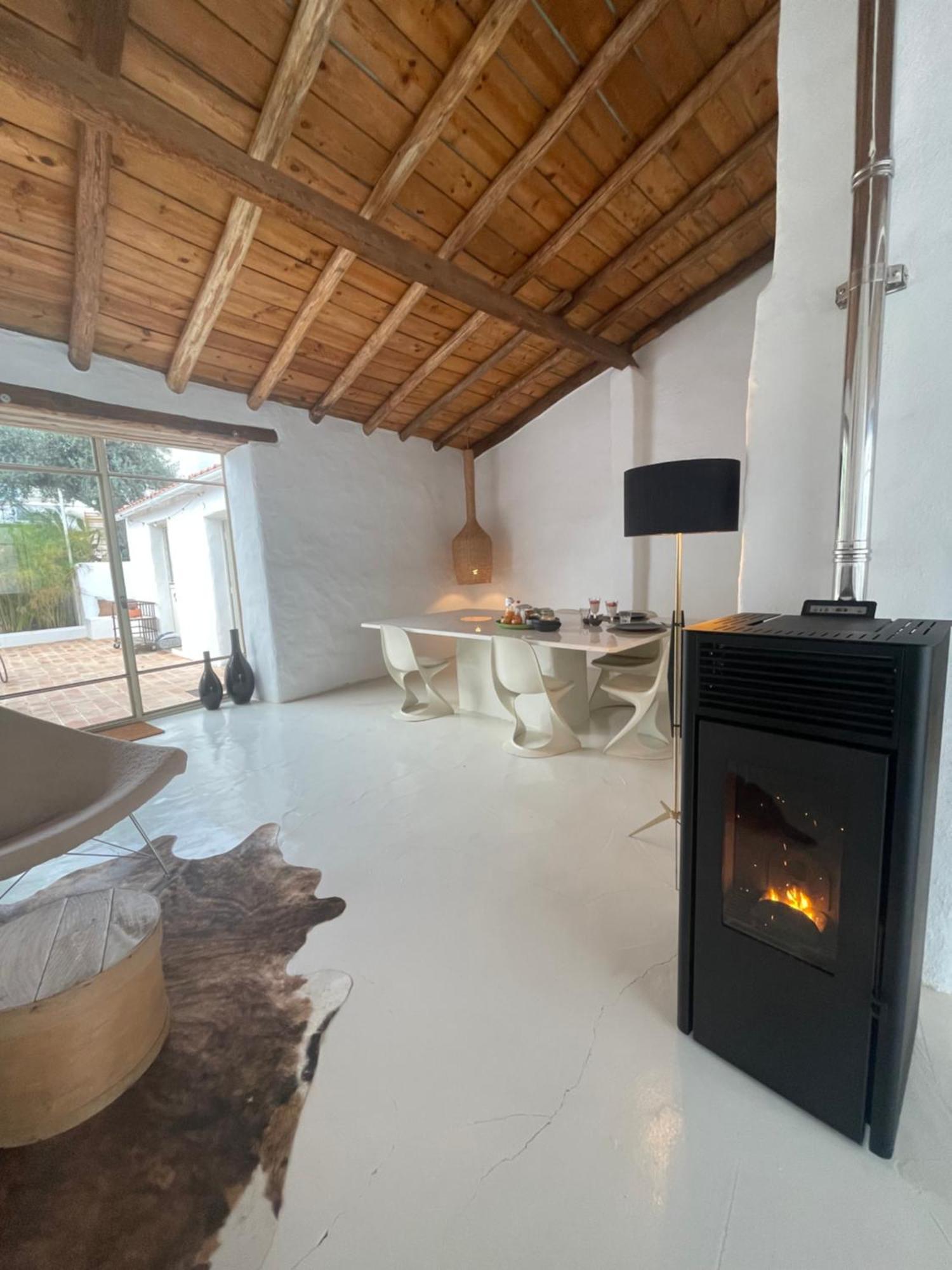Uma Casa Em Entradas Guesthouse Bagian luar foto